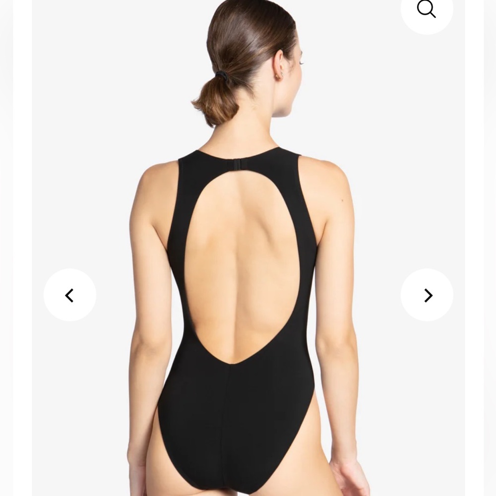 Robin Piccone Swimwear - Picture 4 of 9